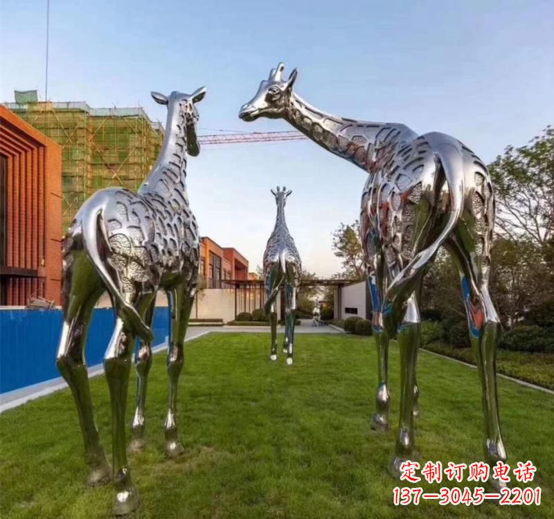 江苏不锈钢城市园林动物雕塑展示大自然的美丽