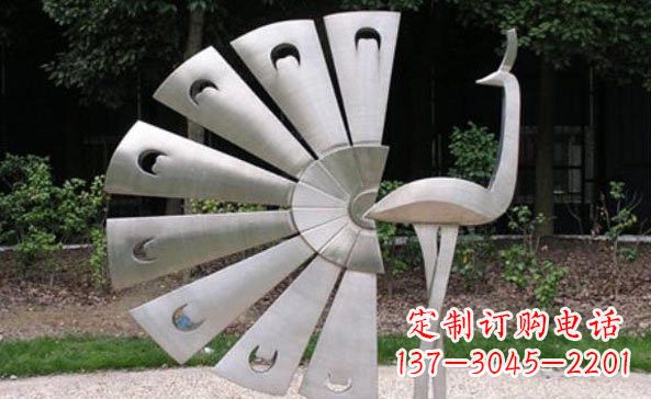 江苏不锈钢孔雀雕塑美丽而持久