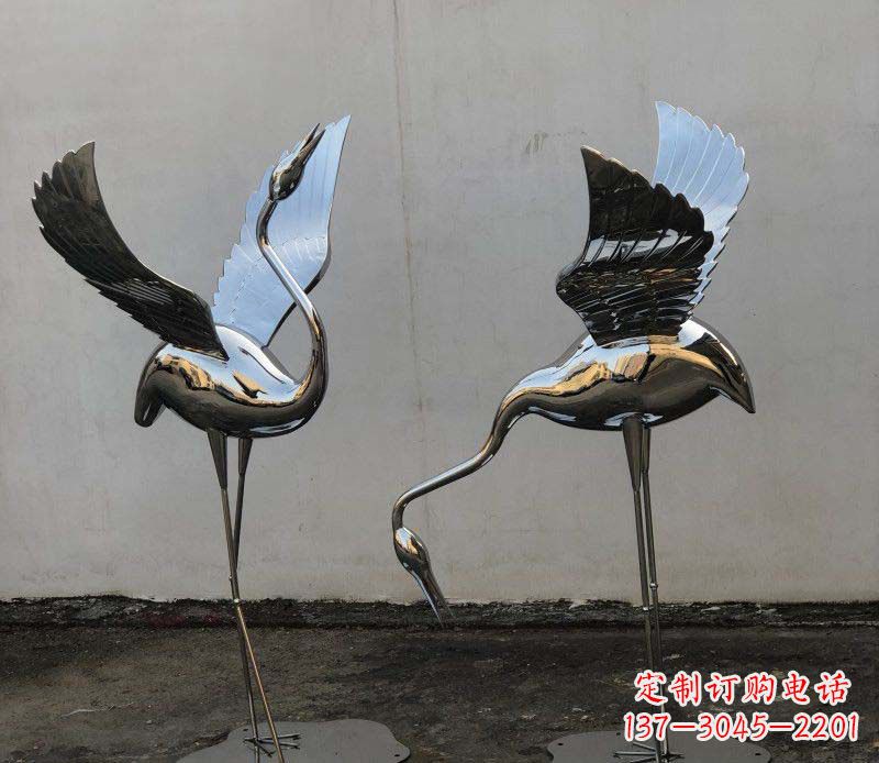 江苏不锈钢锻造仙鹤雕塑精美的艺术品