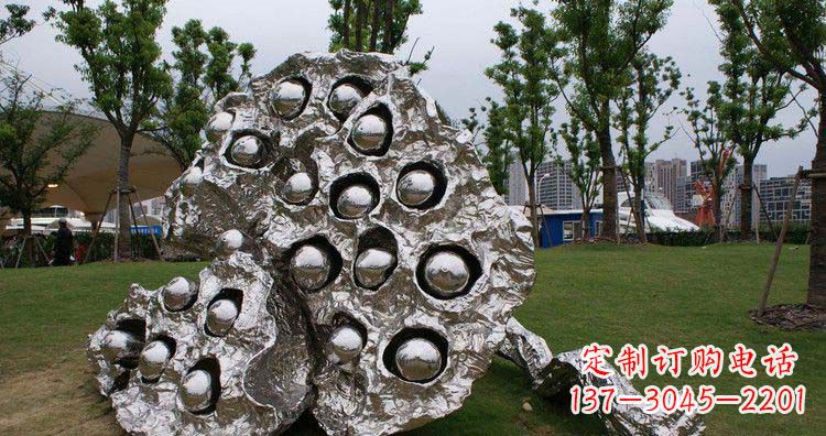 江苏不锈钢莲蓬精美雕塑铸就华丽景观