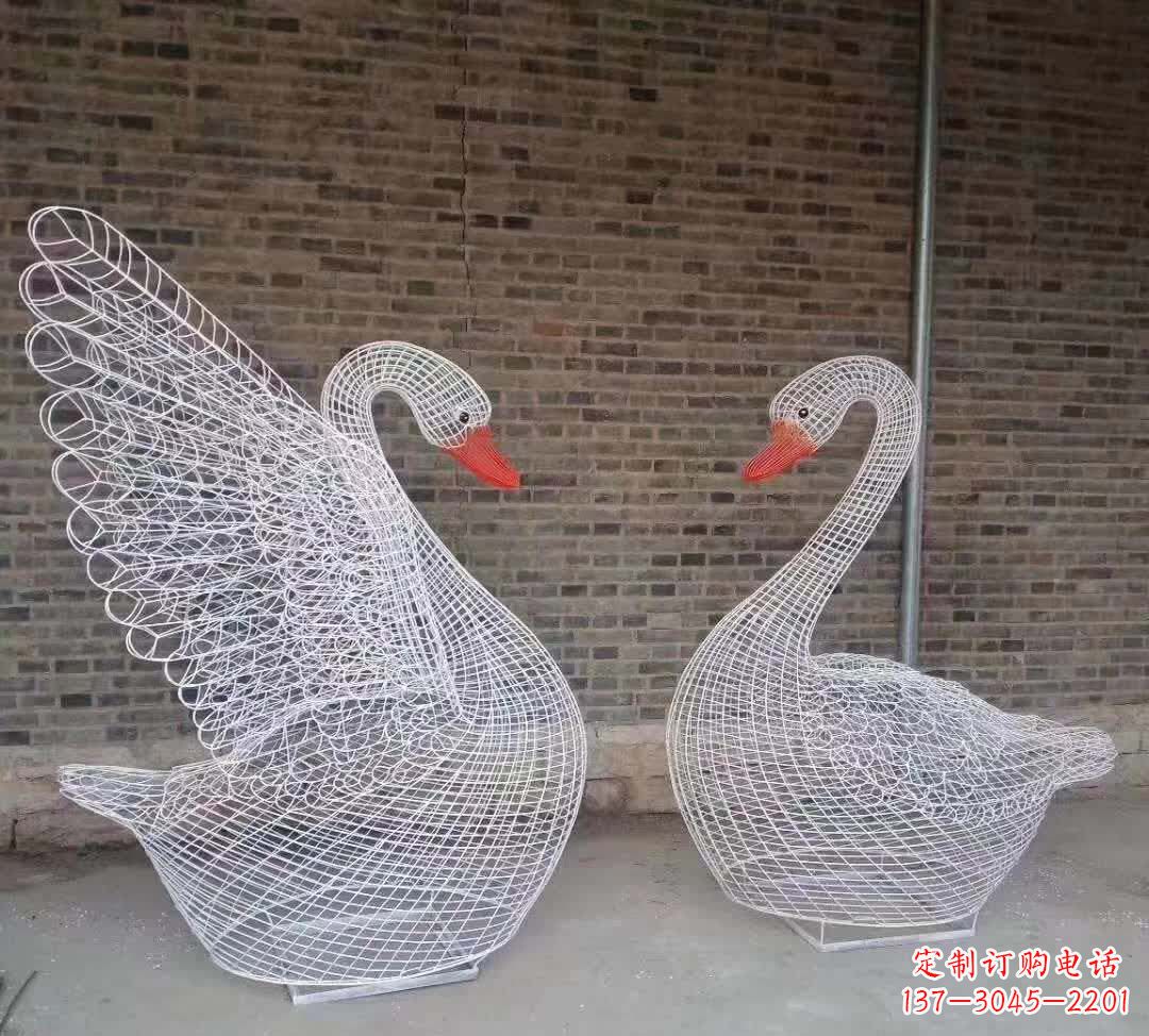 江苏不锈钢镂空天鹅动物雕塑 