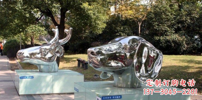江苏不锈钢鹿和狗头公园雕塑