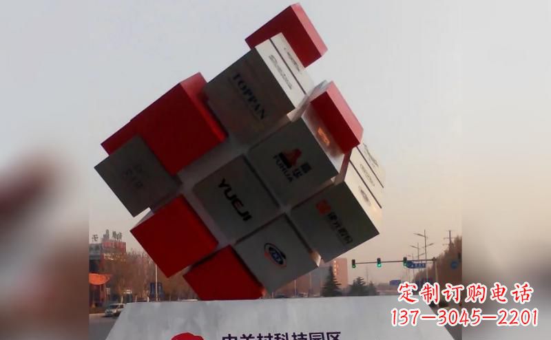 江苏不锈钢魔方雕塑艺术精灵的精彩表现