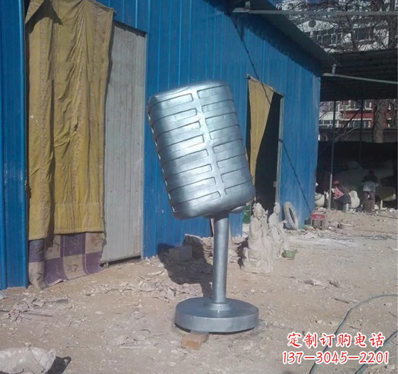 江苏不锈钢艺术话筒雕塑