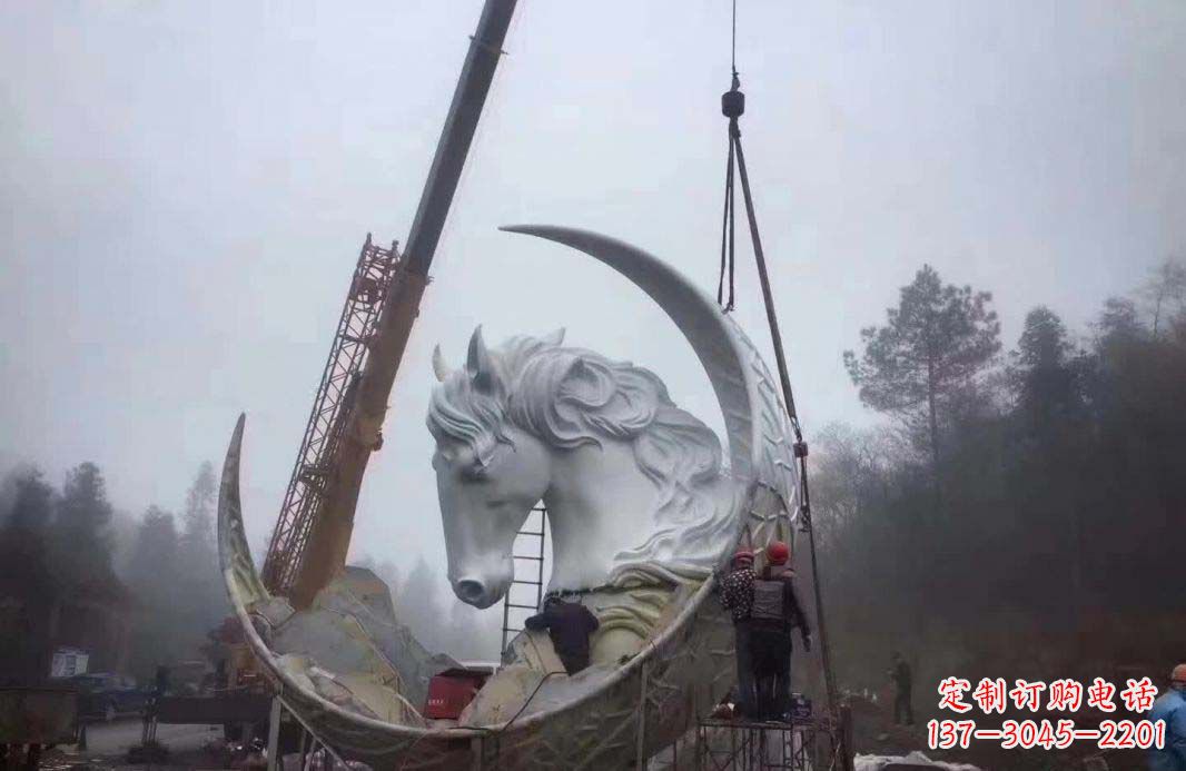 江苏不锈钢月亮雕塑