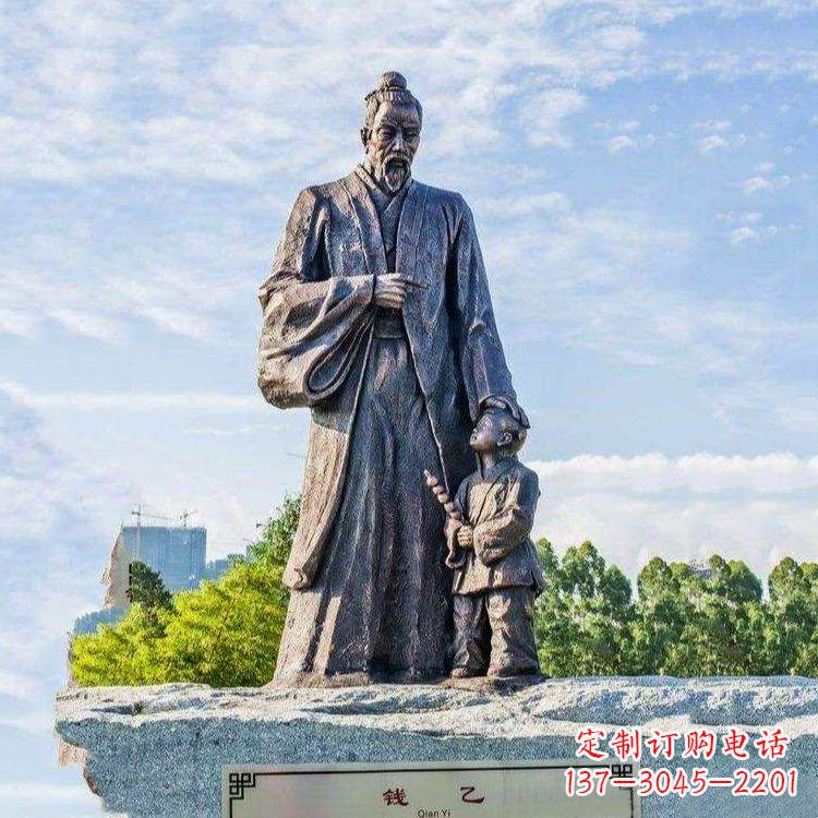 江苏纯铜钱乙雕像传承历史的象征