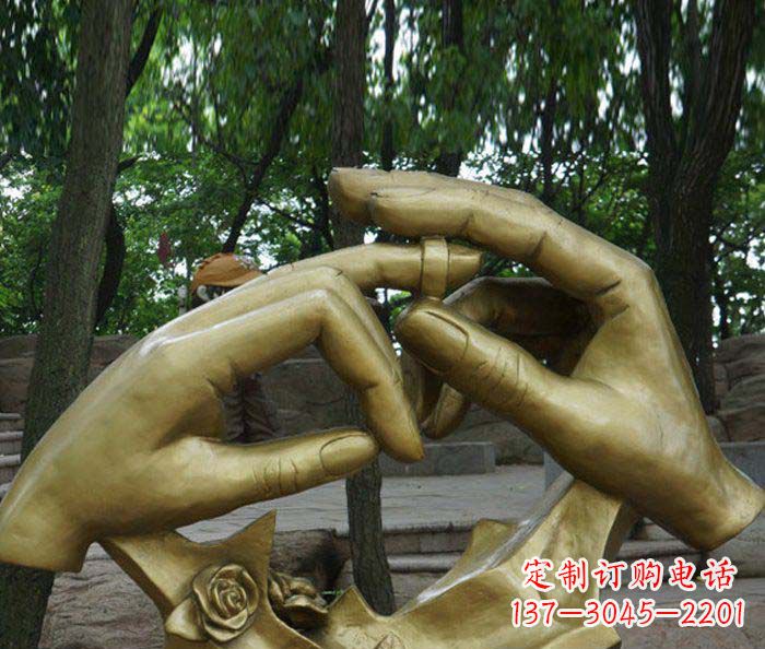 江苏精美戒指铜雕塑