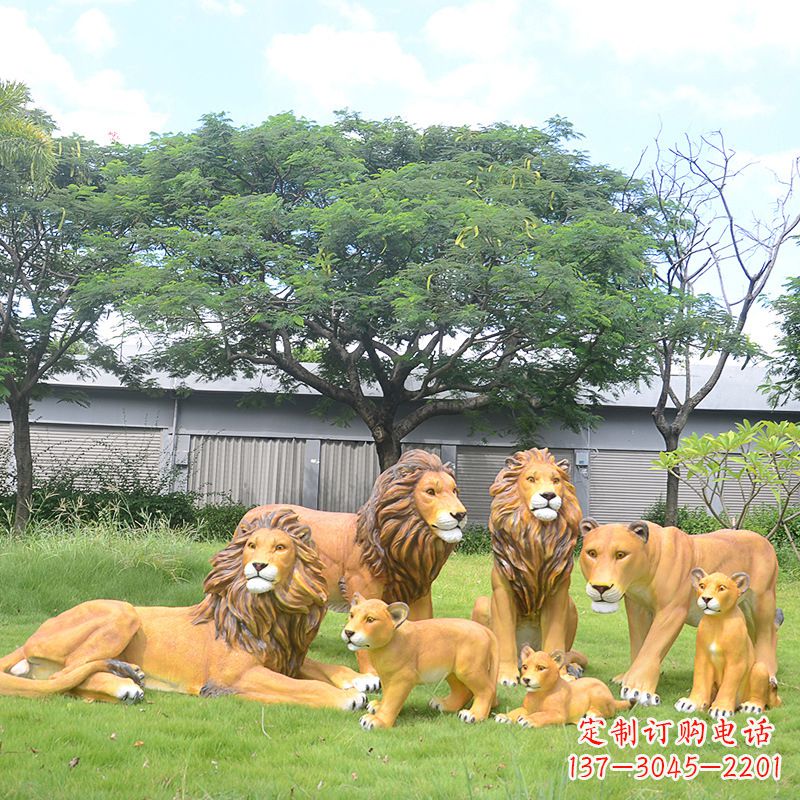 江苏仿真狮子玻璃钢雕塑