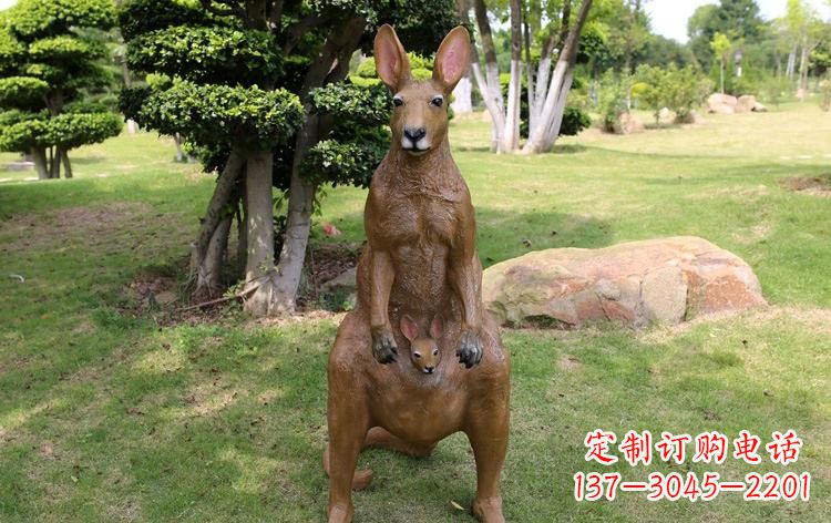 江苏公园玻璃钢仿真袋鼠雕塑
