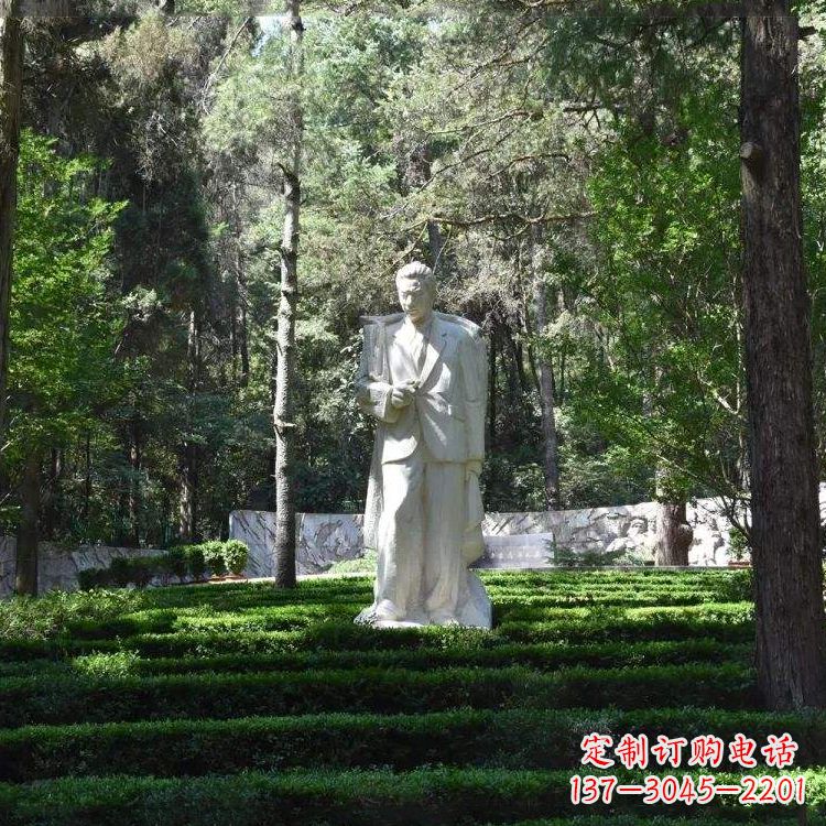 江苏聂耳汉白玉石雕塑,追随伟大作曲家的足迹