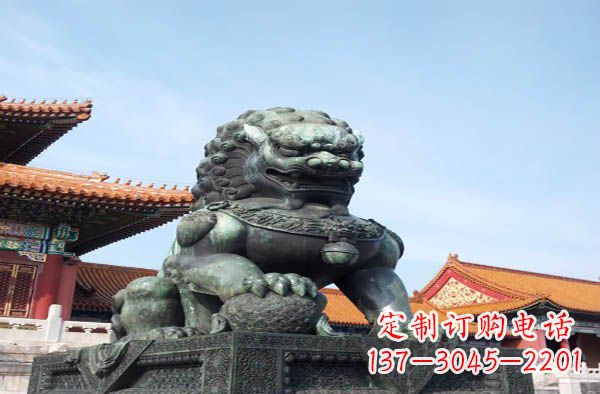 江苏寺庙门口狮子铜雕