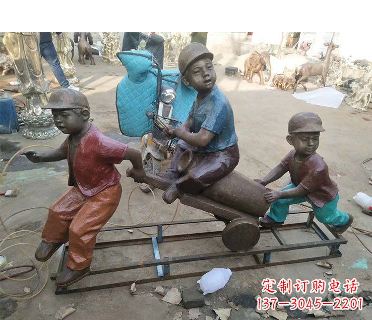 江苏铜雕彩绘庭院玩耍儿童雕塑