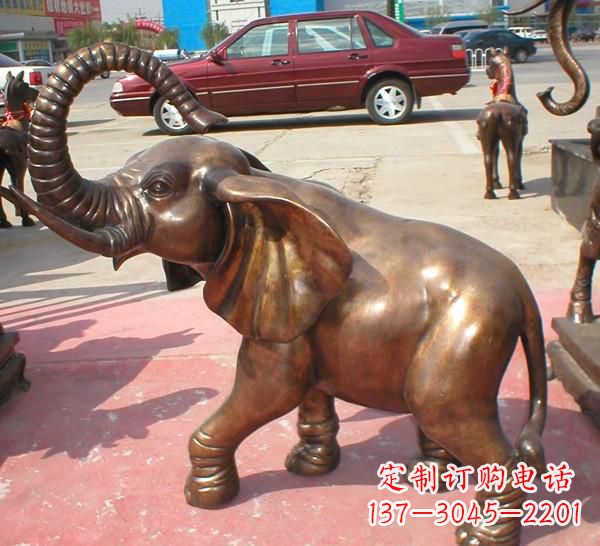 江苏铜雕长鼻大象