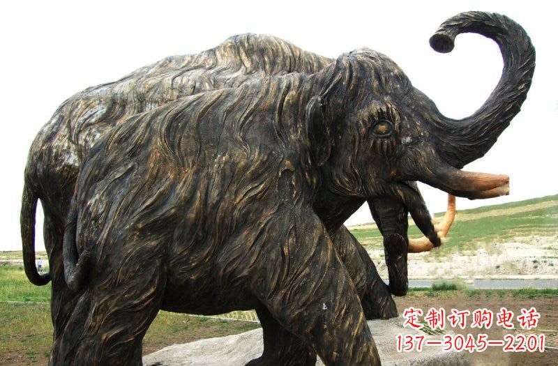江苏铜雕长毛象动物雕塑