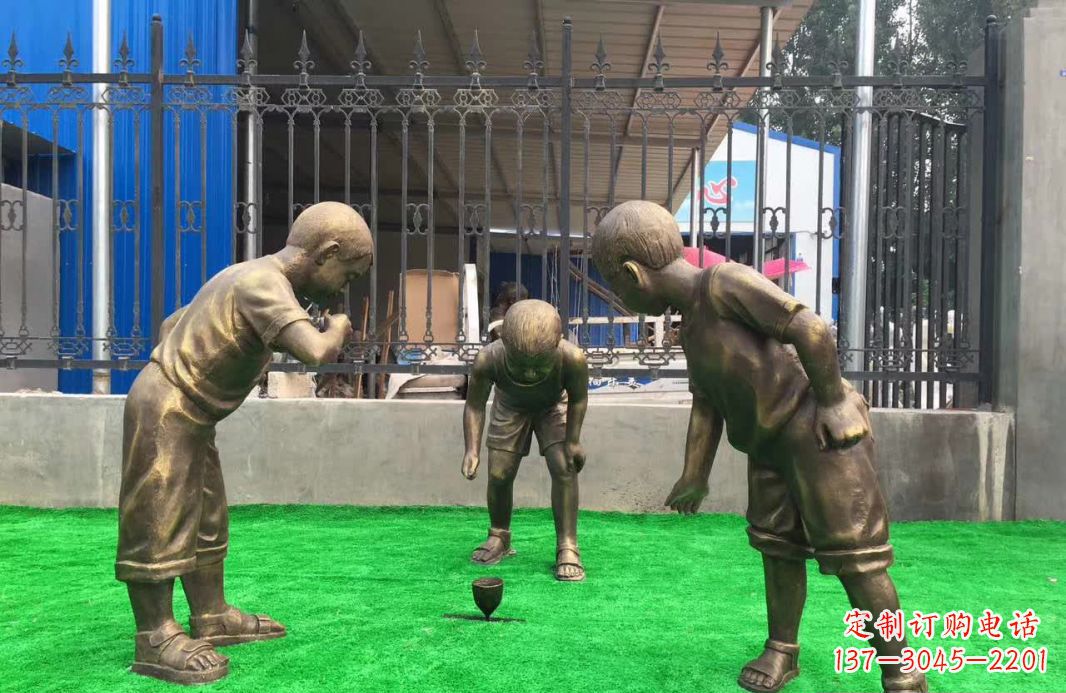 江苏玩陀螺儿童铜雕塑
