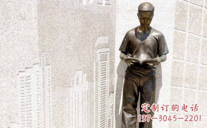 江苏校园看书的学生人物铜雕