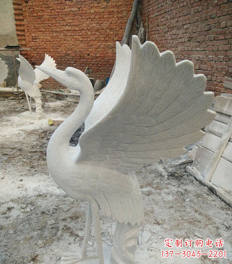 江苏展翅丹顶鹤石雕
